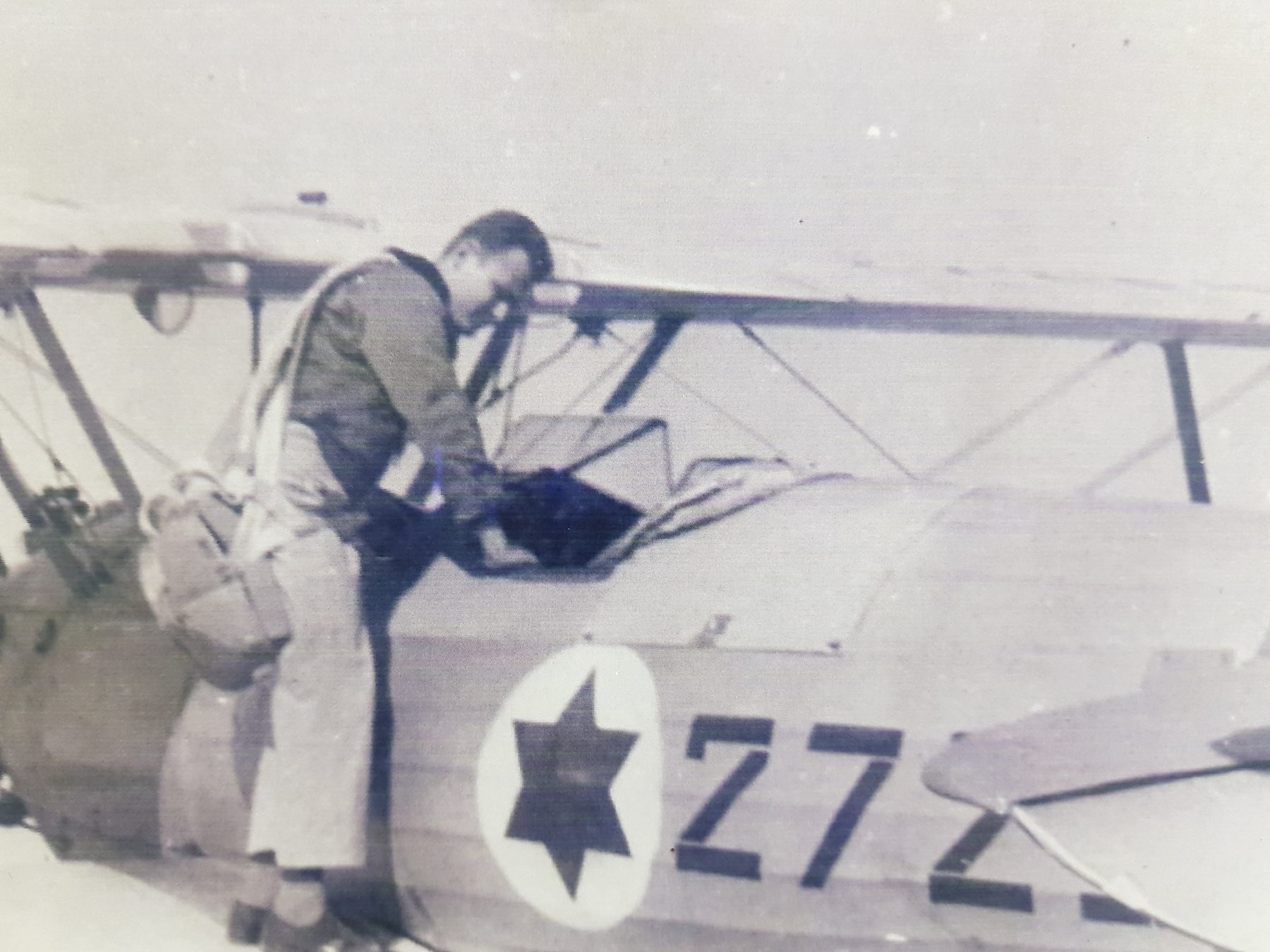 דוד גתמון - מטוס